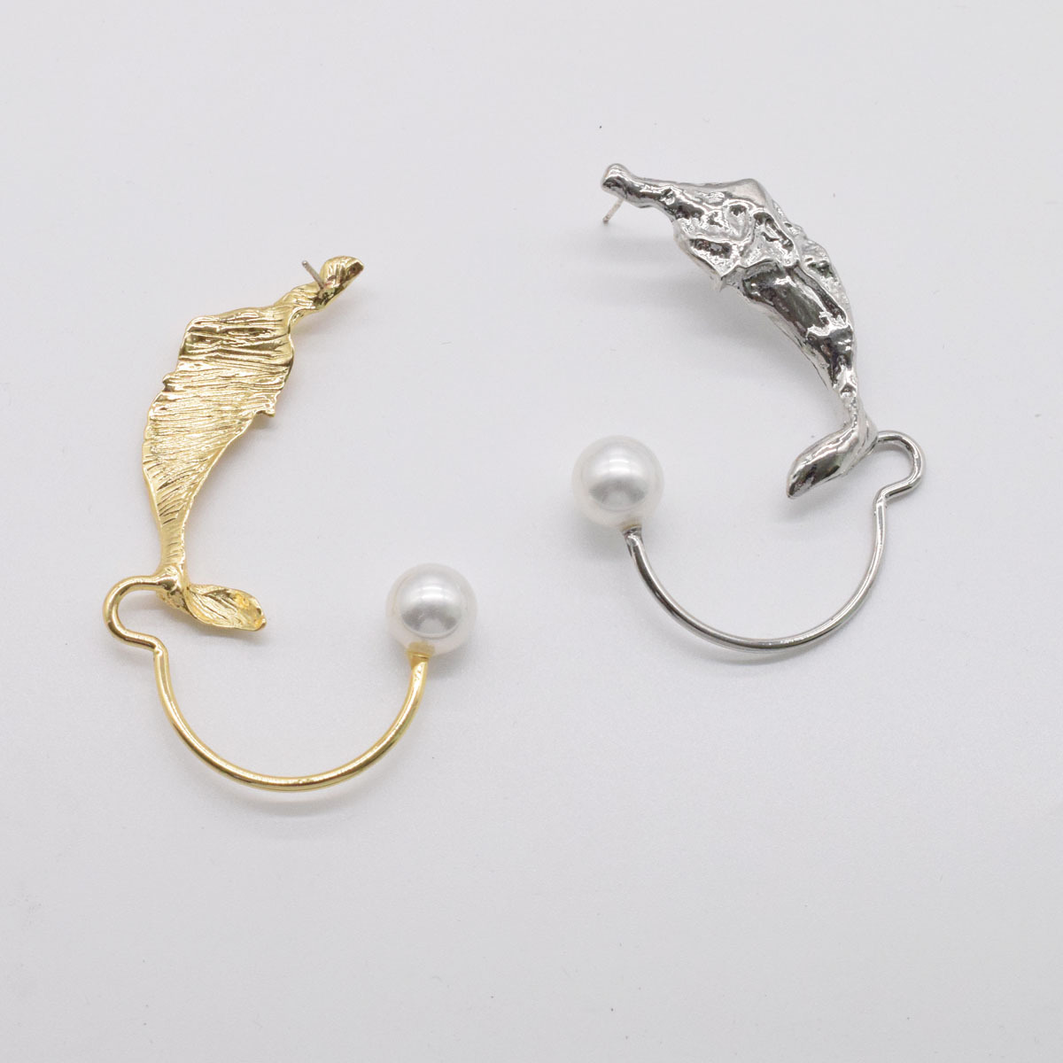 Punk Irregular Pearl Without Pierced Metal Ear Bone Clip display picture 3