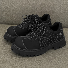 ��������ɫ���^�±�Ь�N�^�͹��п�ƤЬӢ��ͨ�����ߕr�����eƤЬ