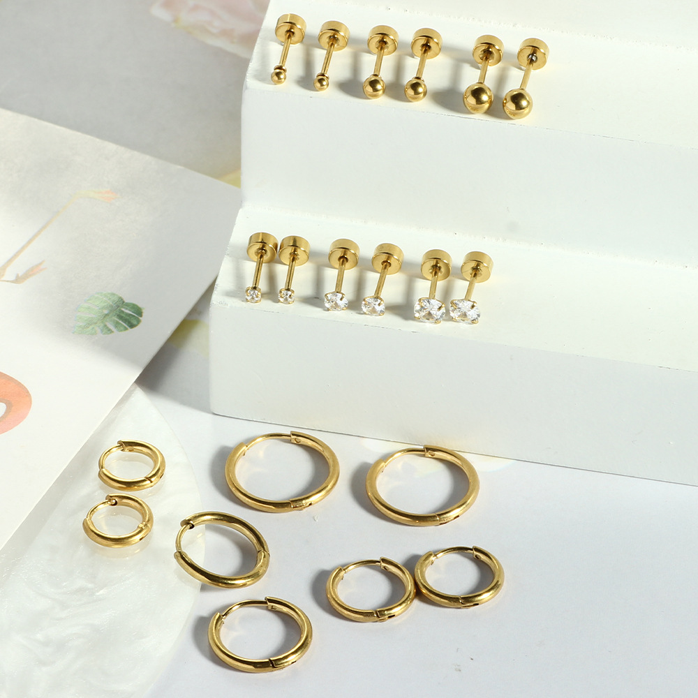 Labret piercing jewelry detail image