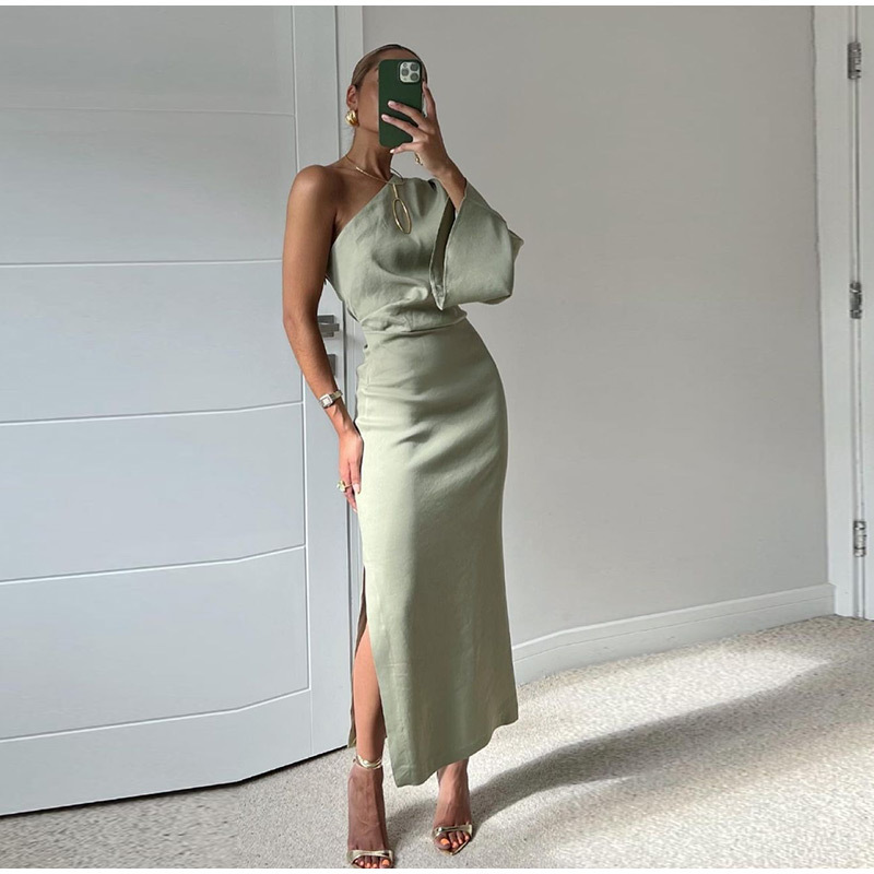 23 European and American Hot-Selling Cross-Border Amazon Oblique One-Shoulder Silk Twill Texture Slim-Fitting Women's Dress Hy015 23 European and American Hot-Selling Cross-Border Amazon Oblique One-Shoulder Silk Twill Texture Slim-Fitting Women's Dress Hy015