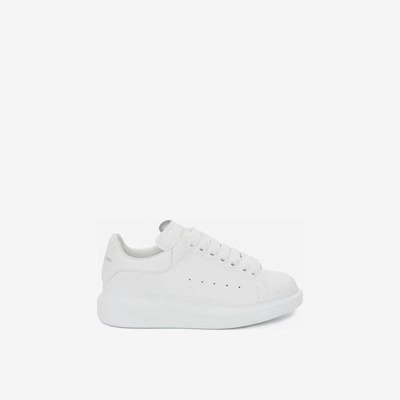 White shoes for beloved, sneakers