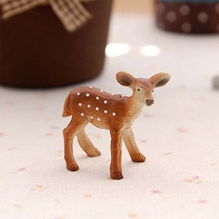 Cross-border Deer Ornaments Sika Deer Plant Landscape Desktop Micro Landscape Accessories Props Scene Resin Small Ornaments