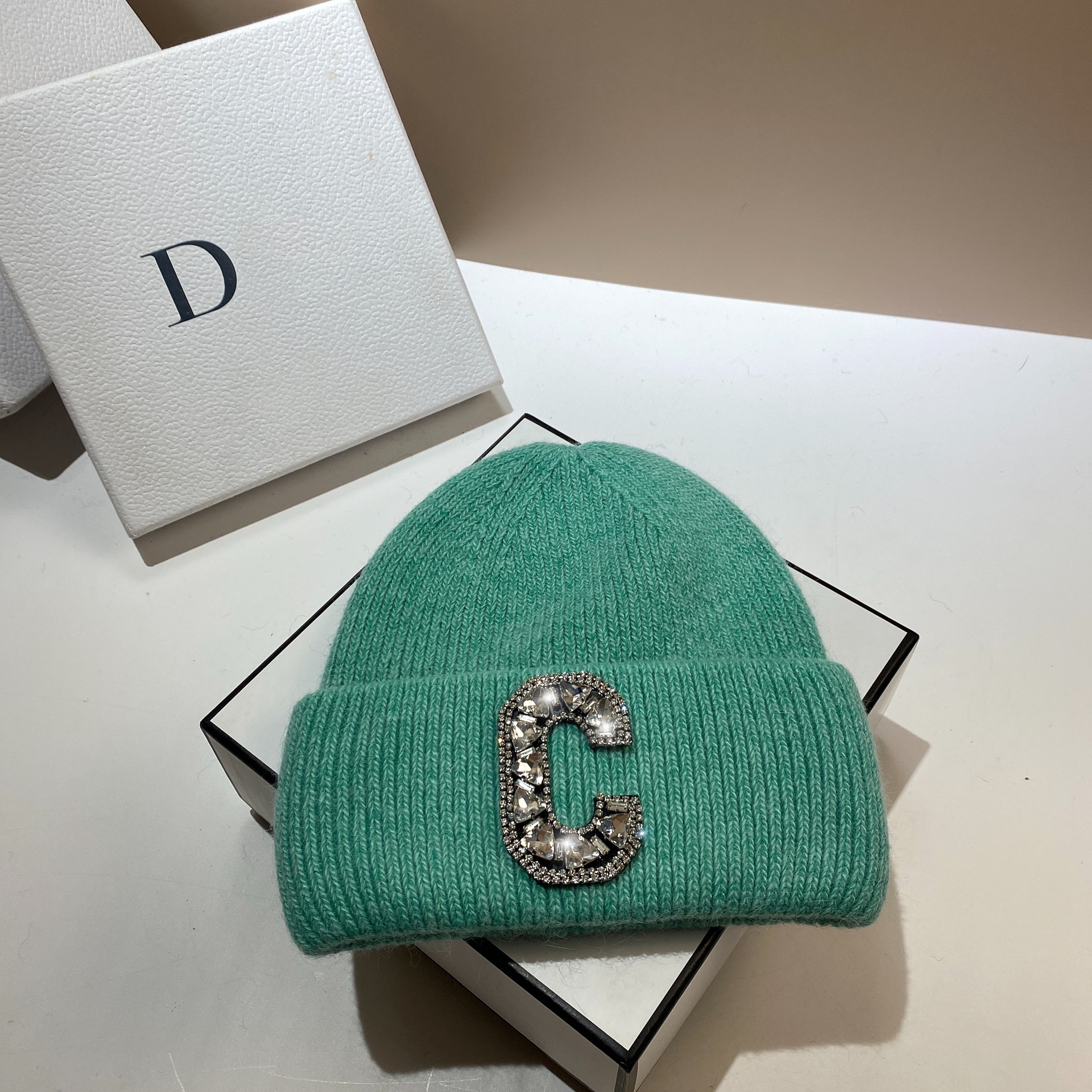 Women's Streetwear Letter Rhinestone Eaveless Wool Cap display picture 9