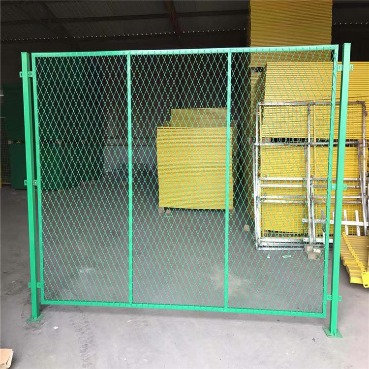 厂家现货绿色框架护栏网公路护栏网钢板网护栏