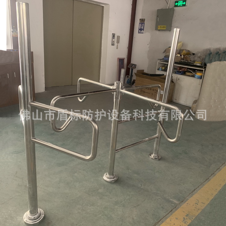 供应广州商城购物人员进出口门挡,不锈钢简易十字转闸,半高单向门