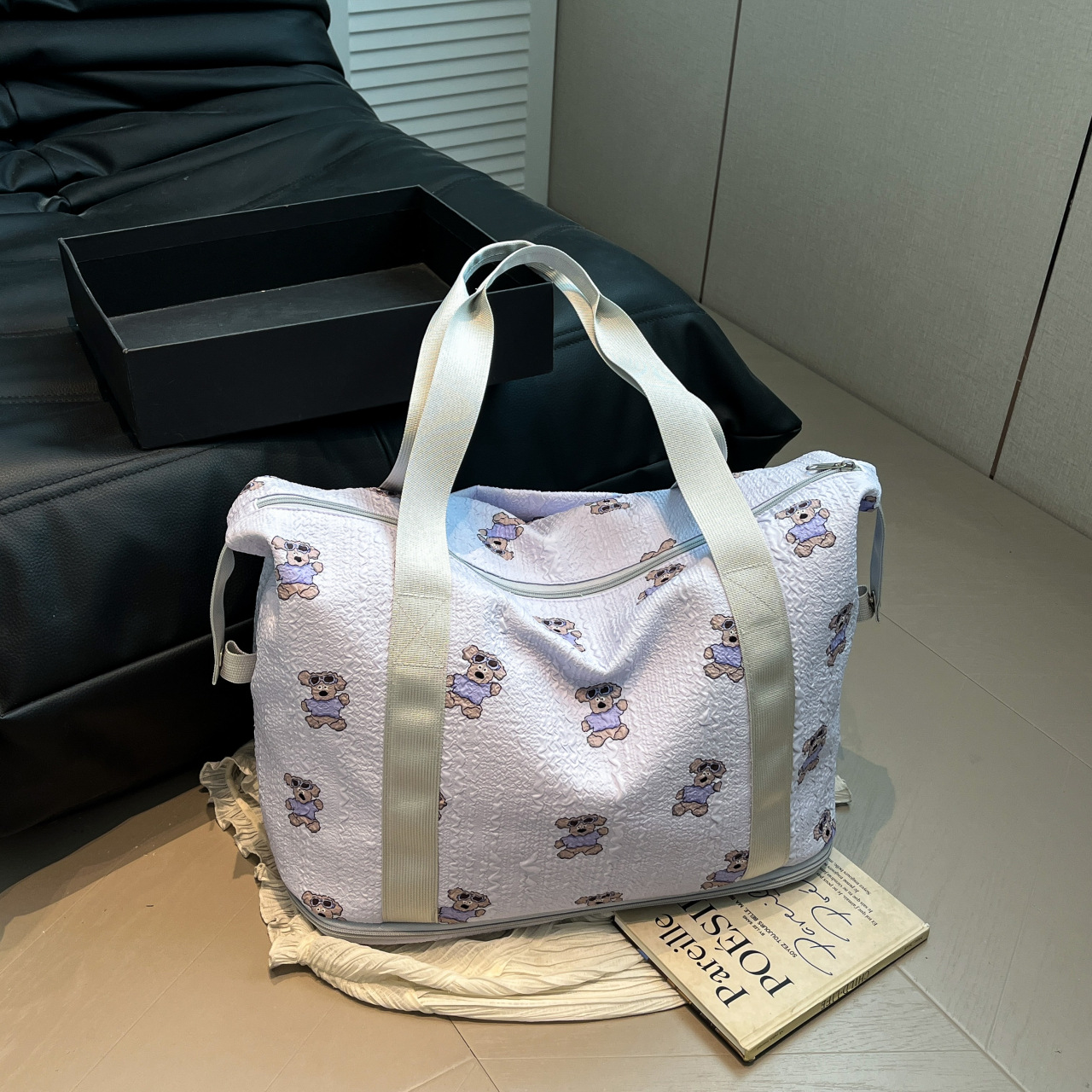 Travel Bag for Women, Large Capacity, 2025 New Trendy Style, Lightweight Portable Bag for Short Trips, Maternity Luggage Storage Bag