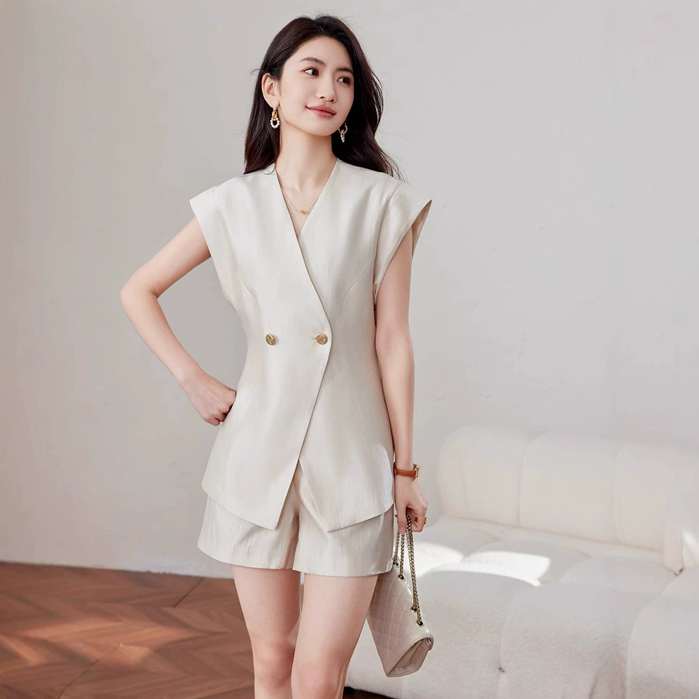 2025 летнее платье новый дизайн чувство высокого класса без рукавов пиджак богини Fan маленький человек костюм шорты OL