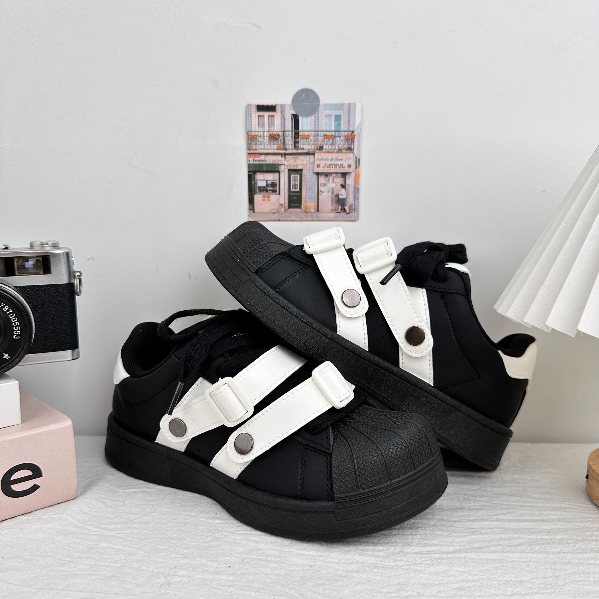 Zapatos de lona de cabeza de concha de fondo grueso para mujeres 2025, estudiantes de otoño, Harajuku, zapatos de lona de mujer coreanos