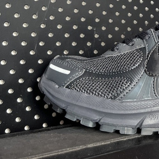 Putian High-Definition Vomero 5Th Generation Marathon Retro Running Shoes Casual Breathable Men's and Women's Sports Shoes Fumo