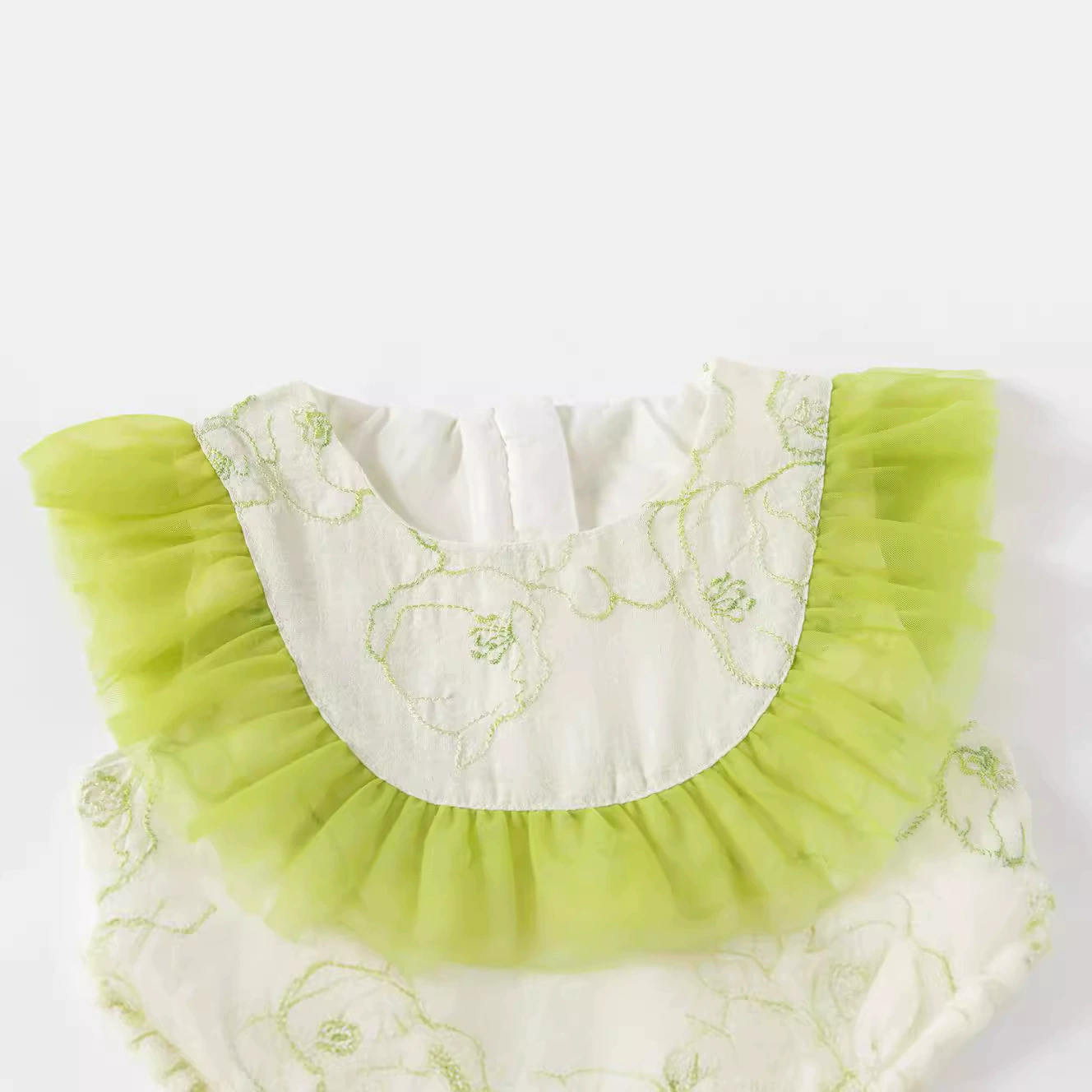 Summer vest, girl's skirt, children's green dress with sleeves, western style