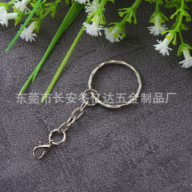 卸売り現物金属キーホルダーとチェーン25mm花輪4節フラットチェーンキーリングペンダント|undefined