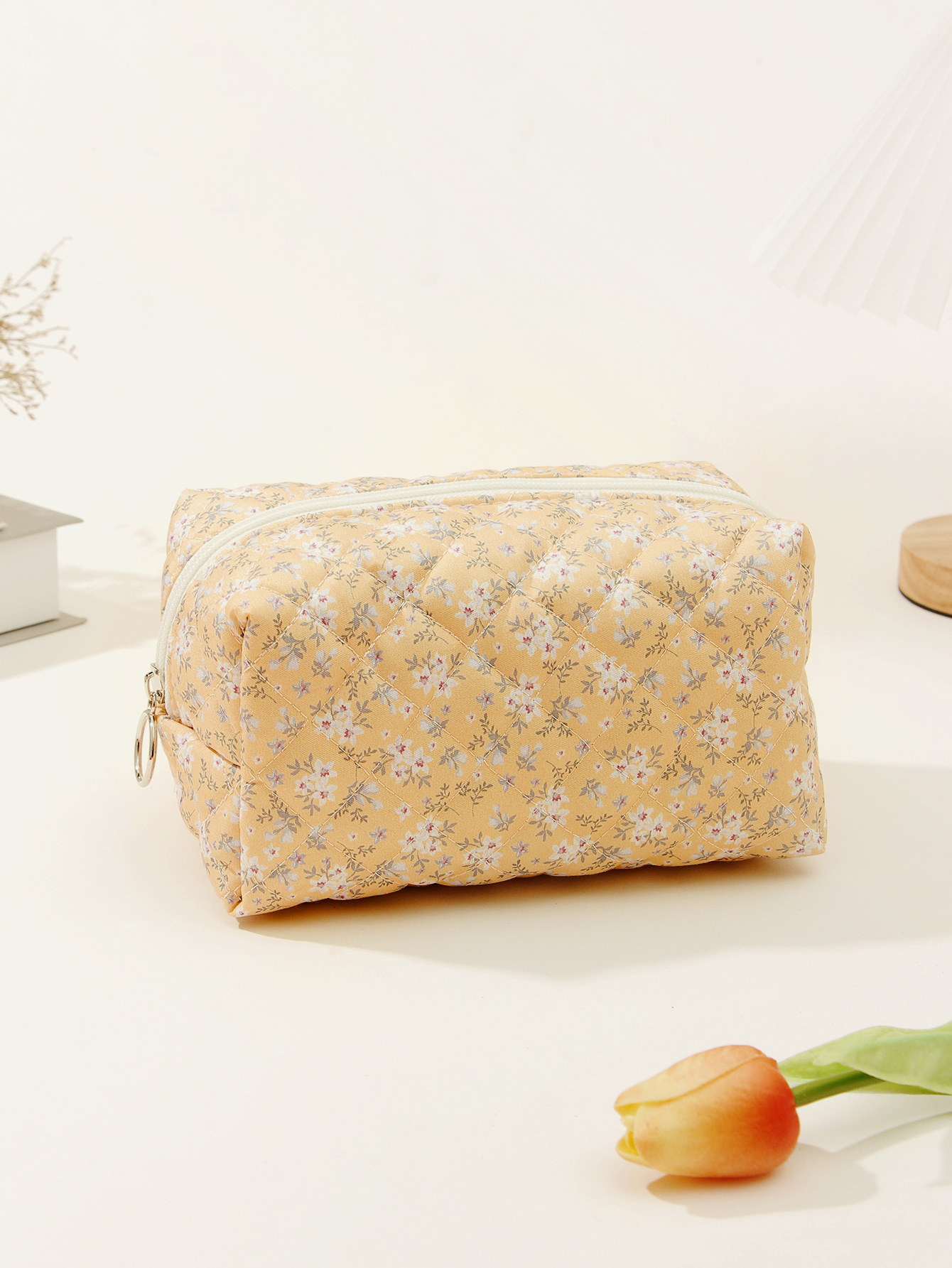 Luggage Cotton Cute Flower Cosmetic Bag Small Floral Storage Travel Quilted Cotton Ins Wind Luggage Bag_voghion.com