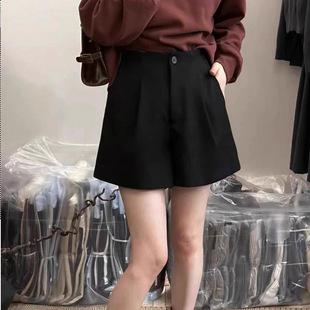 �r������ɫ���Ӹ����@��ë�ض�ѝŮA�����e�ٴ������⴩ѥ
