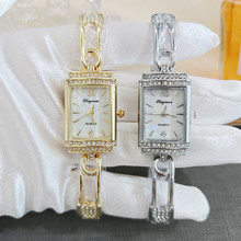 �羳�¿�߼��з�����Ůʿ�ֱ��p�ݕr��С�e�������Ů�����l