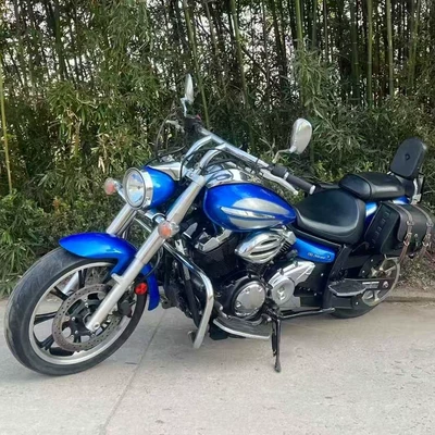 Motosikletlər 950 cruiser motorcycle R1.YZF-R6