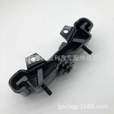 KB8T Mitsubishi pickup – Other walking systems