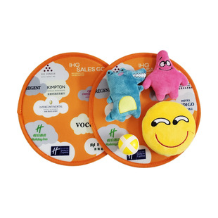 In stock wholesale cartoon target plate foldable wall-mounted leisure toy flannel cute animal sticky ball sticky target plate