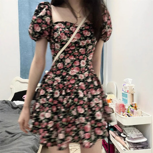 ����õ�������2024�ļ��¿�͹��黨һ�ּ缃���B��ȹŮ������ȹ