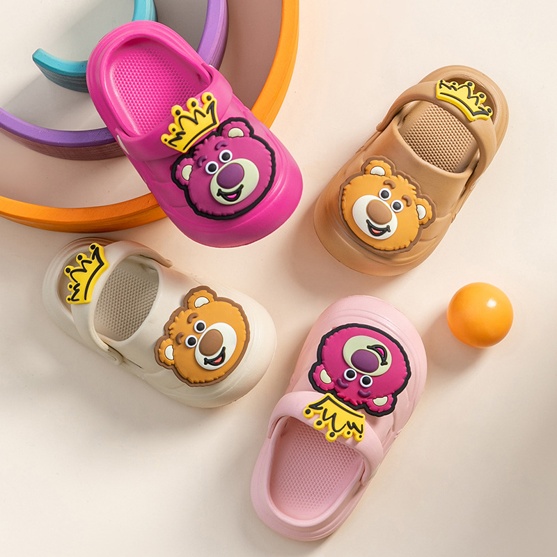 2024 nuevo cartón de dibujos animados para niños agujeros de cartón de dibujos animados suave antideslizante desodorante para usar sandalias de playa