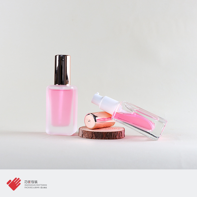 现货厂家批发30ml粉底液瓶 扁方形玻璃乳液泵头按压瓶 精华液护发