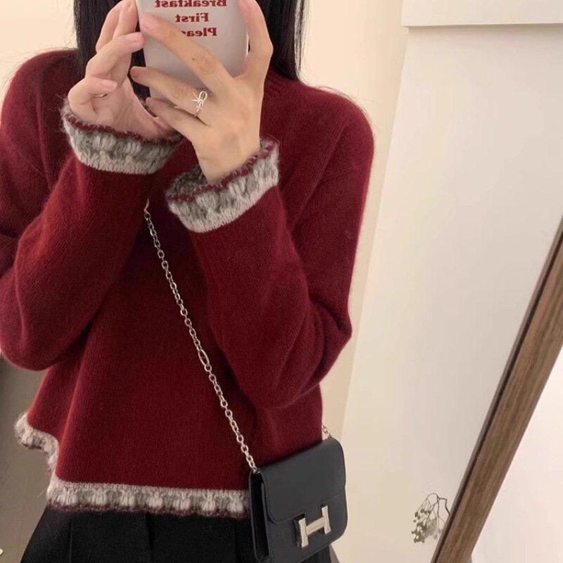 Christmas and New Year Atmosphere Cashmere Sweater Women's Round Neck Lace Sleeves Thickeneded Sweater Loose Short Color Matching Bottoming Top