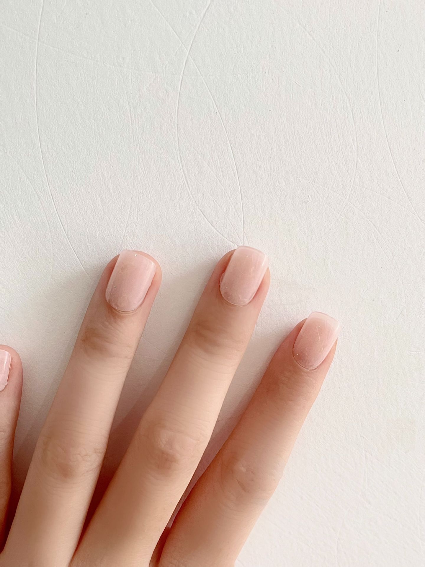 Yiyi Dance 2023 nueva armadura de desgaste hecha a mano muestra blanco ins nail art parche color sólido verano suave puro deseo al por mayor