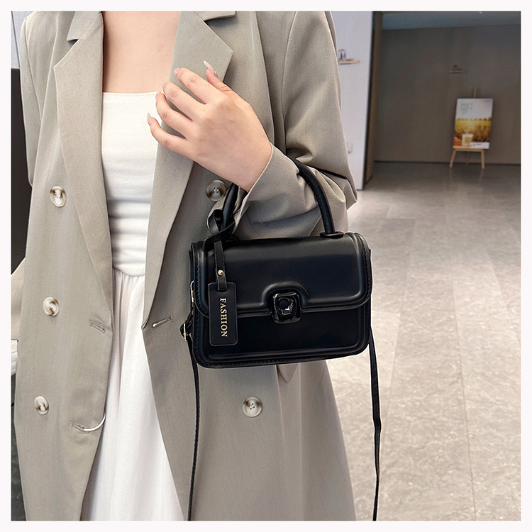 Stile coreano alla moda piccolo quadrato 2024 estate nuovo articolo per le donne, alla moda ed elegante, dolce borsa a tracolla, casual_voghion.com