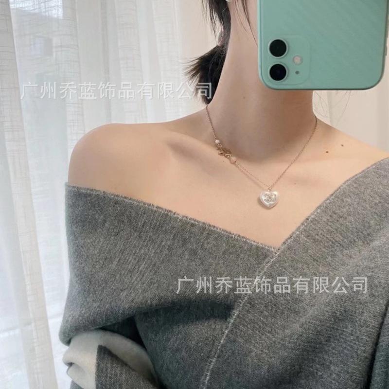 高版对版香家双C树脂白桃心粉珠项链女甜美桃心锁骨链女批发代发|undefined