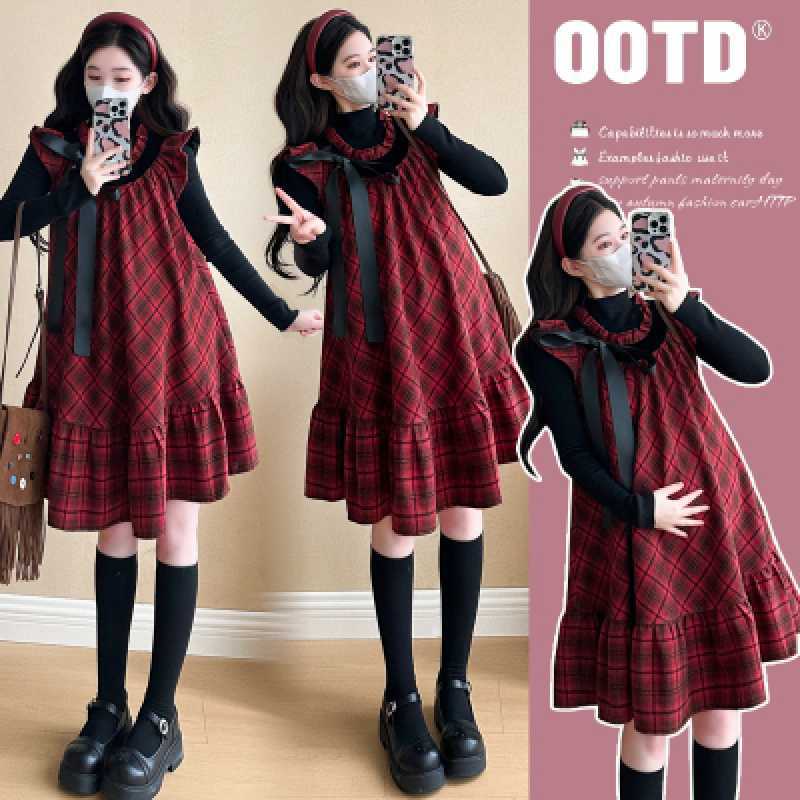 实拍孕妇装红色格纹连衣裙女秋冬甜美蝴蝶结绑带设计感小飞袖套装