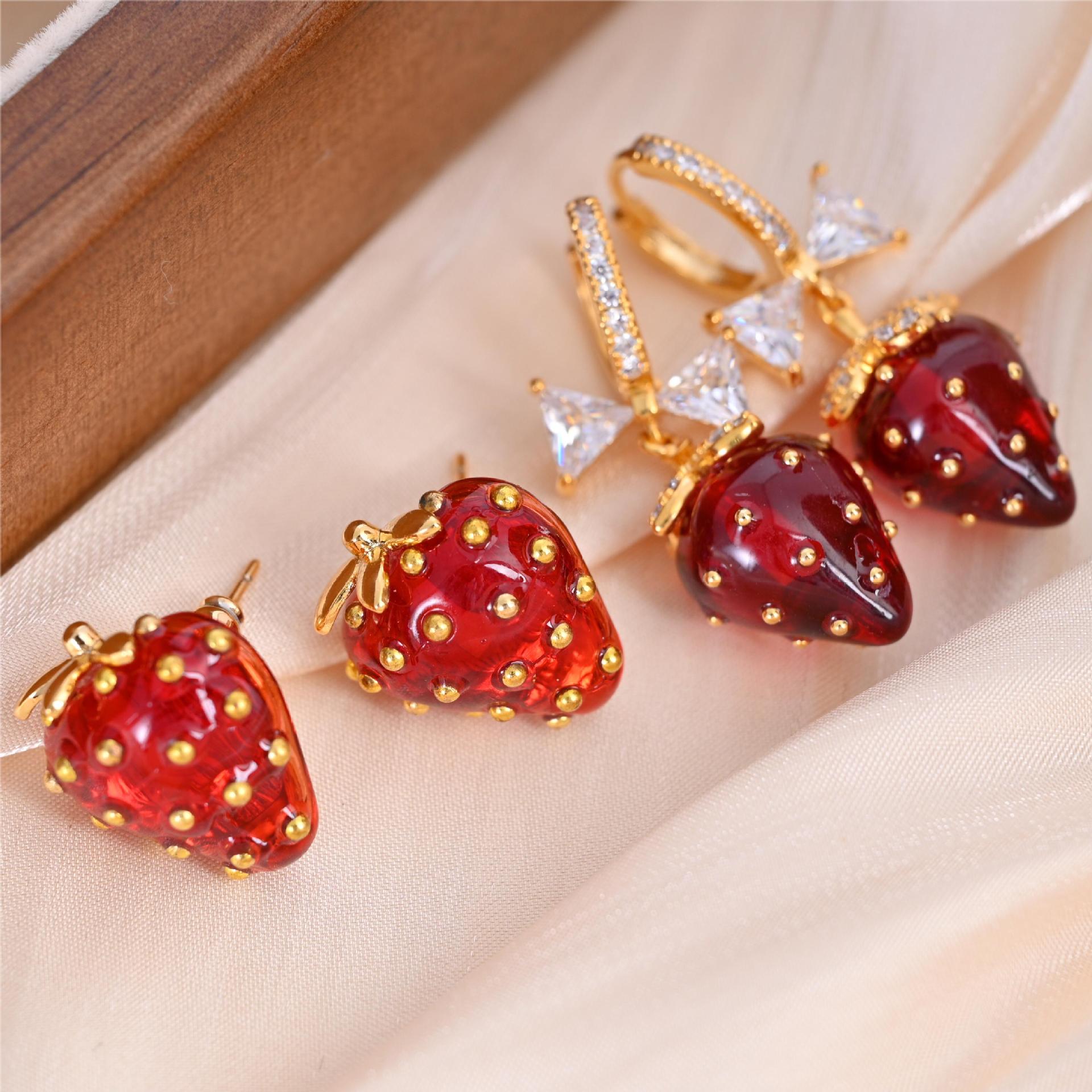 Resin, Copper Material 1 Pair Cute Sweet Fruit Strawberry Plating Resin Copper Zircon Drop Earrings