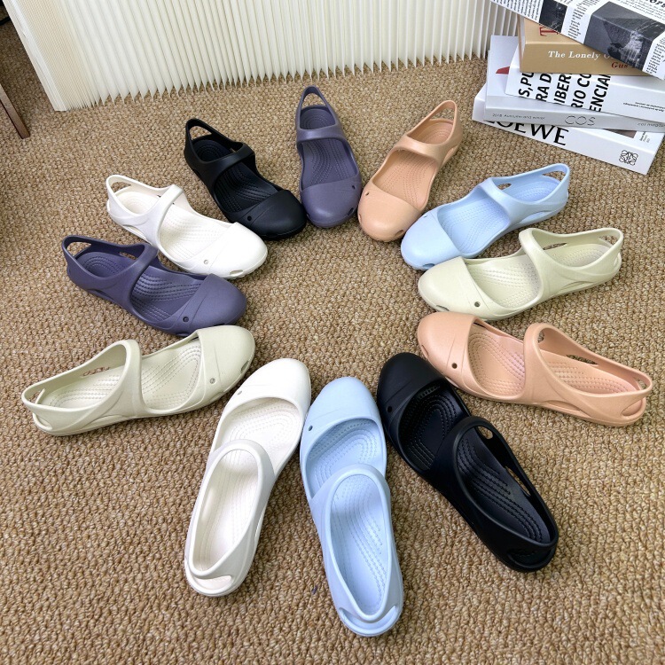 Dongguan Factory Store Summer New Yoga Shoes for Women, Classic Mary Jane Beach Shoes, Non-Slip Hollow Shoes