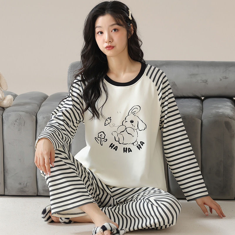 Demi-season autumn pijama