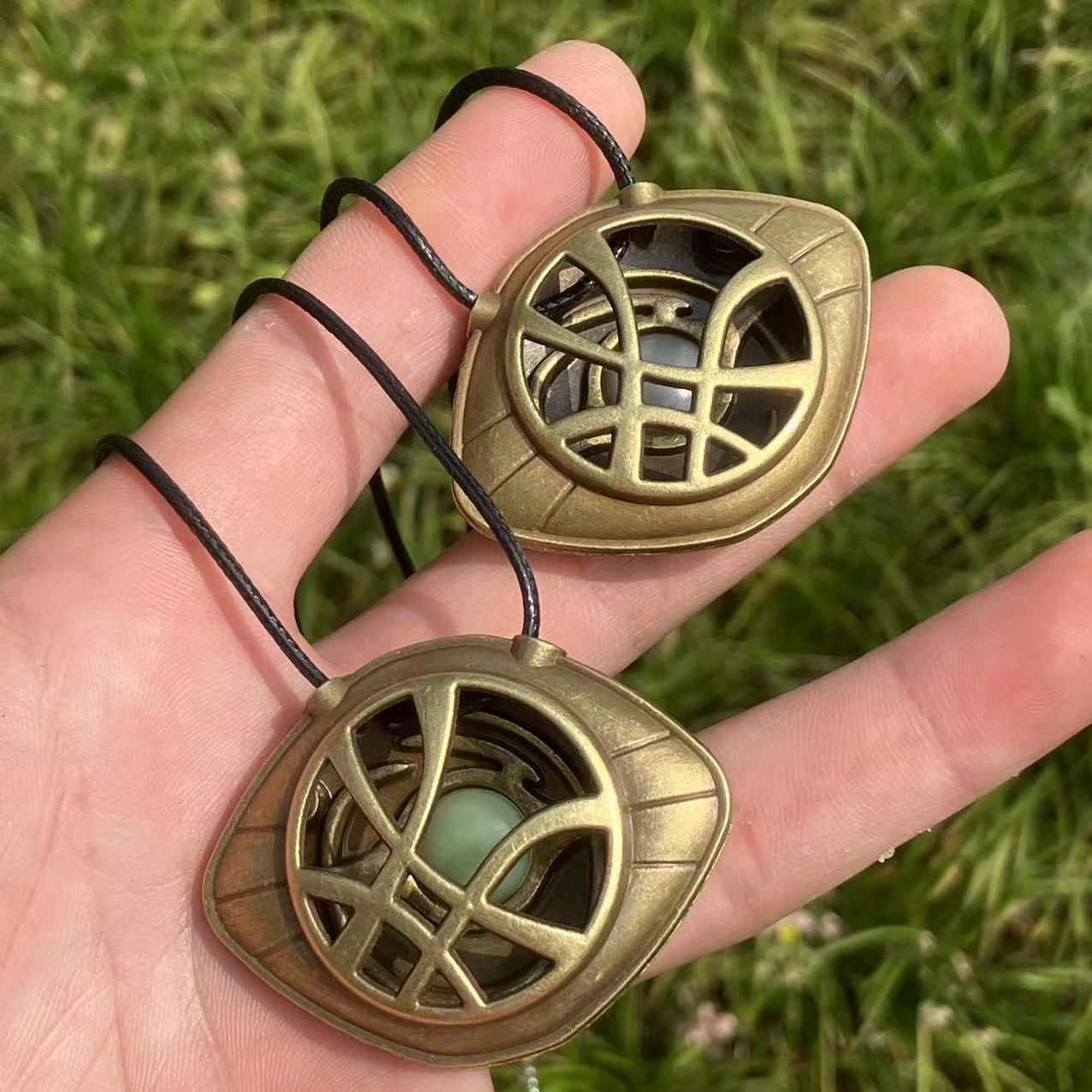 Hip-Hop Geometric Alloy Inlay Artificial Gemstones Unisex Necklace 1 Piece