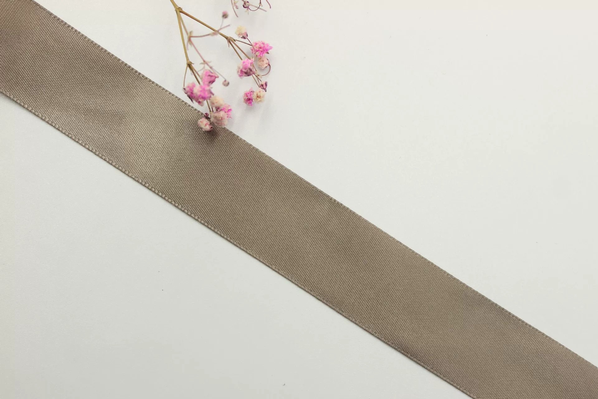 Cinta al por mayor 2,5 cm cinta de poliéster marrón cinta de la flor cinta de embalaje de regalo cinta floral para hornear