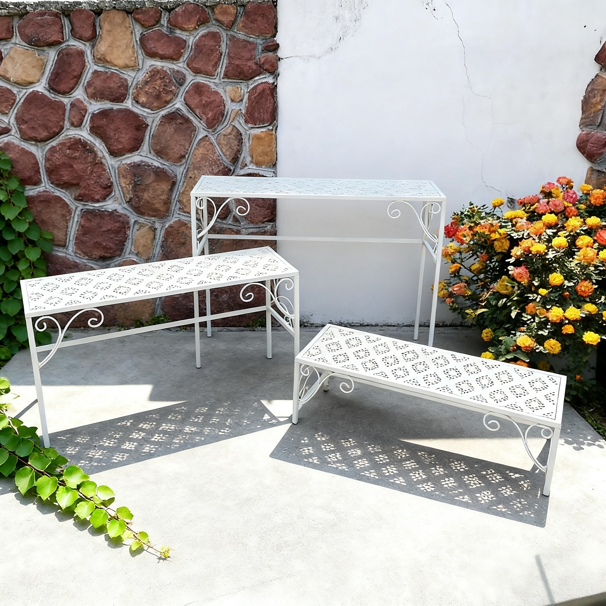 花棚棚棚棚シンプルなベランダの多層階段の植木鉢棚は古い鉄芸の花棚を作ります。