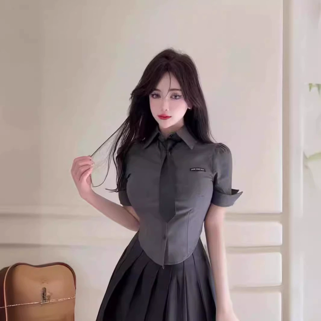 Японский стиль: сексуальный комплект униформы JK с рубашкой-поло на завязках на талии, утягивающей фигуру, и плиссированной юбкой