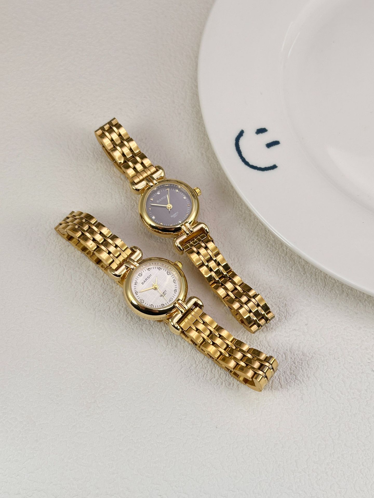 50g Weight Ordinary Glass Mirror Material Stainless Steel Strap Material Watch Classification Pointer Display Type Folding Buckle Buckle Style Round Dial Shape Holiday, Daily Occasion Quartz Movement Solid Color Pattern All Seasons Season Women's Gender Vintage Style, Classic Style Style Vintage Style Classic Style Solid Color Other Printing (Printing) Quartz Watch 14
