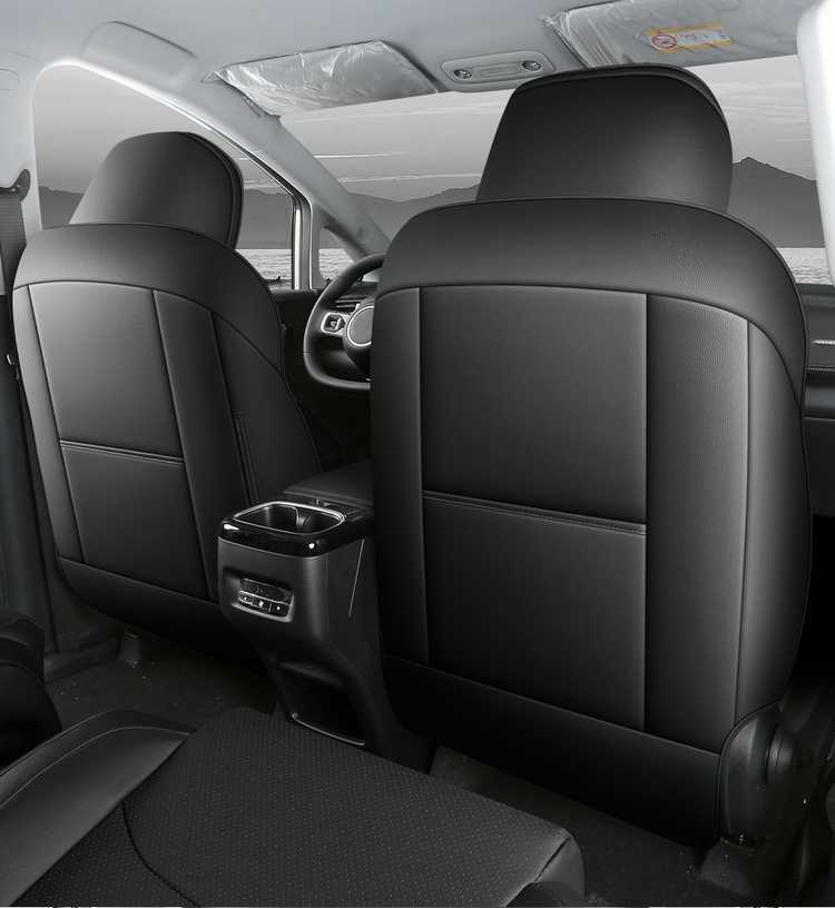 2026 Wuling Starlight 560 seat covers, new energy vehicle seat cushions, all-inclusive, four-season universal, perforated leather seat covers