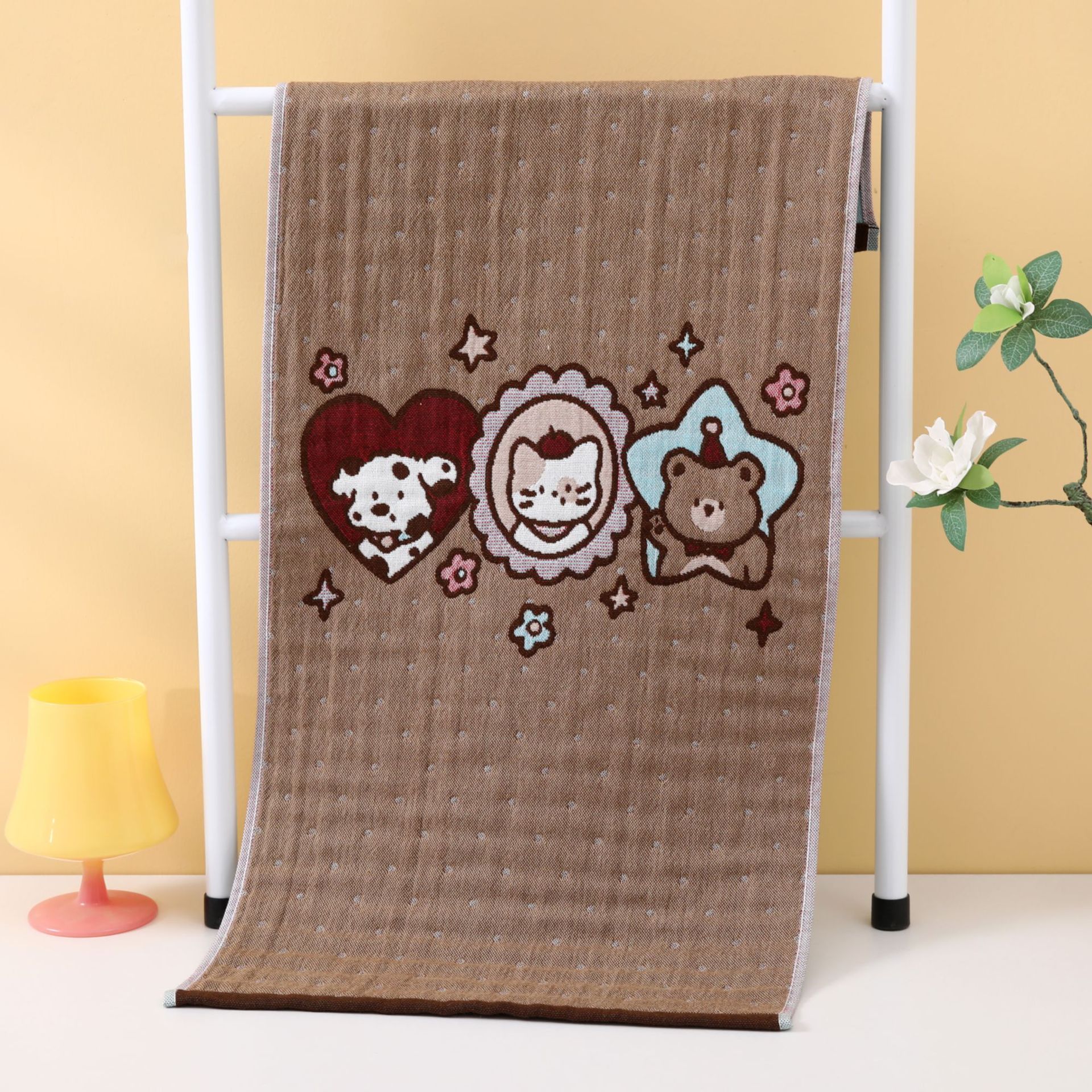Lace-trimmed animal frames / 34*74cm