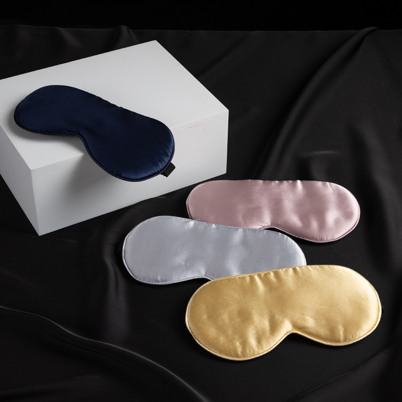 Silk breathable universal sleep mask for men and women for traveling