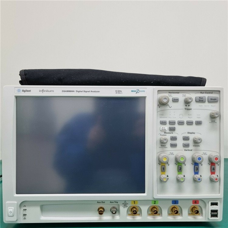 回收二手KEYSIGHT是德DSA90604A Infiniium高性能示波器6GHz