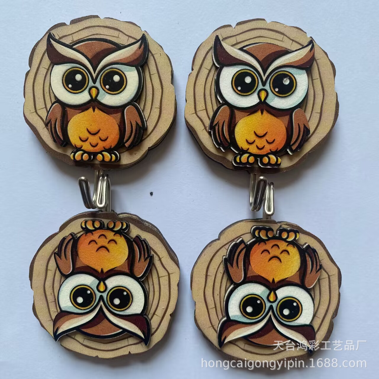 Nueva madera DIY animal de dibujos animados gancho pegajoso gancho adhesivo libre gancho de pared puerta de carga gancho pegajoso al por mayor