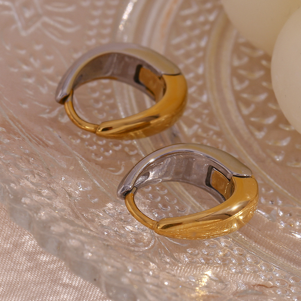 Mini Pear Shape Earrings 5