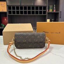 HͬҸ°ەrаٴͨڊAӿɫϵμҸ°ӡŮ