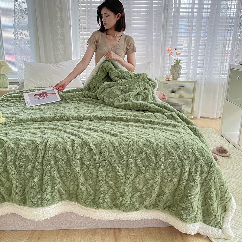 Wholesale Nordic style taffeta plush blanket, lambswool office nap, leisure sofa, small blanket, milk velvet throw blanket