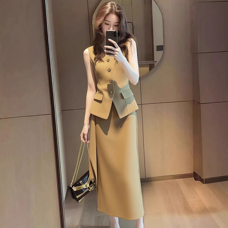 High-End Sleeveless Blazer Dress Suit for Women, Spring and Summer, Petite Size, Professional Style, Mature and Elegant Two-Piece Set