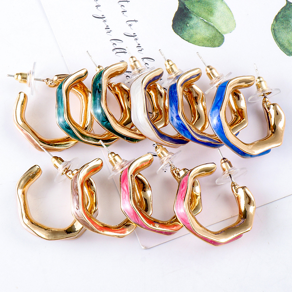 Retro Color Enamel C-shaped Earrings Wholesale Nihaojewelry display picture 20