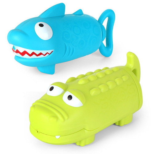 Amazon toys boy baby bathroom bath toy water gun crocodile shark pull-out water cannon water toy