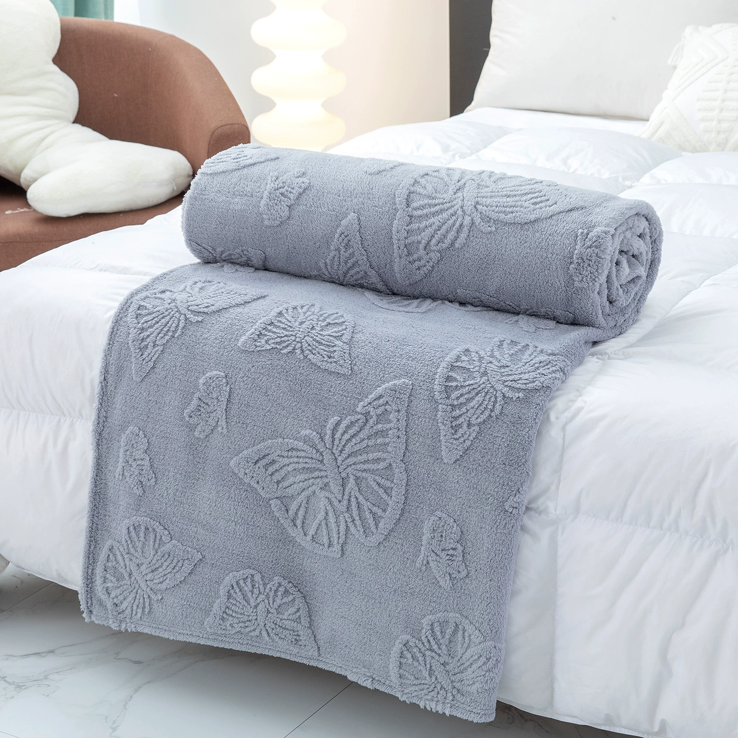 Плюшевое одеяло Velvet Throw Blanket, однослойная тисненая бабочка, размеры 70×100–200×230 см