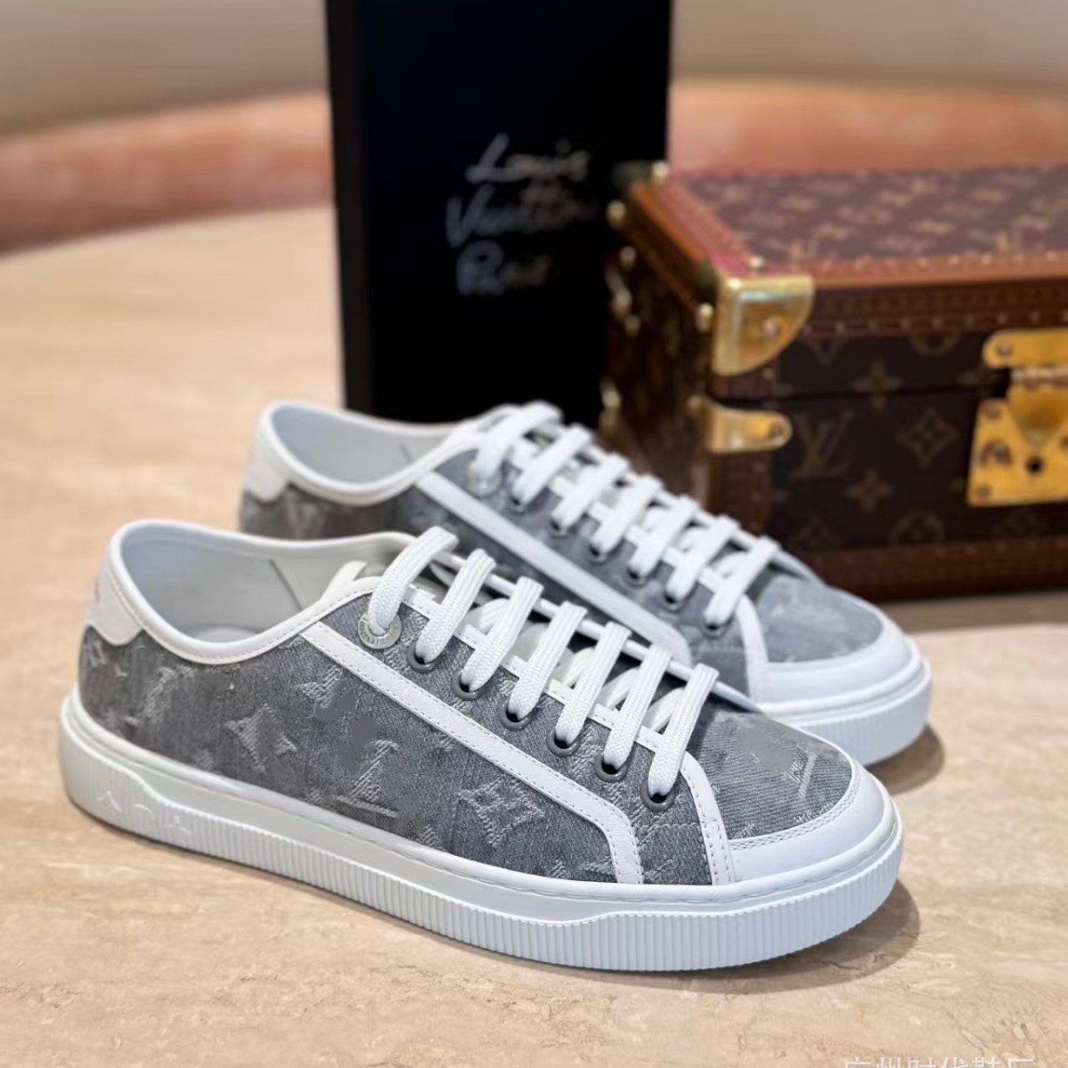 L's New Spring and Summer Letter Thick-Soled Denim Casual Sports Shoes Cherry Lace-Up Non-Slip Skateboard Shoes for Women